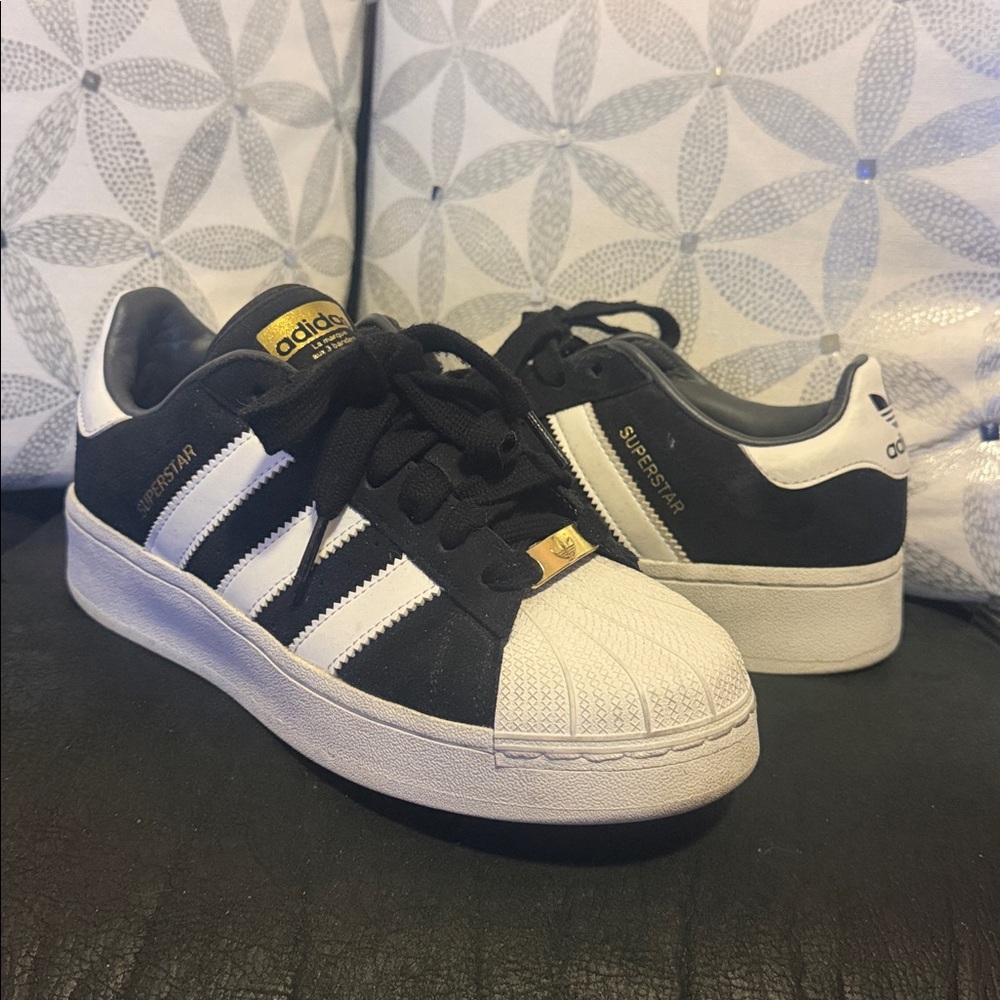 Adidas unisex Superstar suade Black White Sneakers.